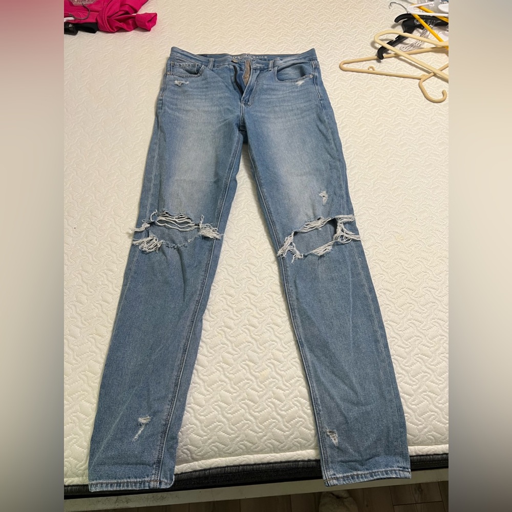 American Eagle Mom Jeans